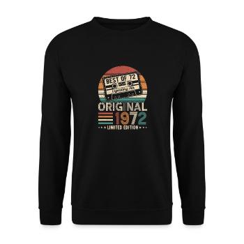 Born in 1972 Birthday 1972 Vintage 1972 - Unisex Sweatshirt - black - Front - Alina (178cm) & Michal (187cm)