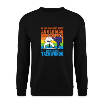 Never underestimate an old man who trains - Unisex Sweatshirt - black - Front - Alina (178cm) & Michal (187cm)