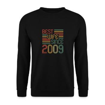Best wife since 2009 15th wedding anniversary - Unisex Sweatshirt - black - Front - Alina (178cm) & Michal (187cm)