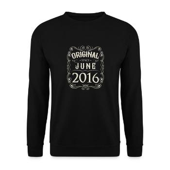 Vintage - Original since June 2016 Birthday - Unisex Sweatshirt - black - Front - Alina (178cm) & Michal (187cm)