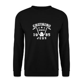Cruising Biker Geburtstag Juni 1985 Motorrad - Unisex Pullover - Schwarz - Vorne - Alina (178cm) & Michal (187cm)