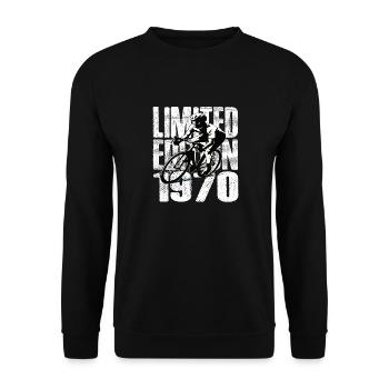 Limited Edition 1970 Limited Edition Geburtstag - Unisex Pullover - Schwarz - Vorne - Alina (178cm) & Michal (187cm)