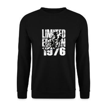 Édition limitée 1976 édition limitée anniversaire - Sweat-shirt Unisexe - noir - Devant - Alina (178cm) & Michal (187cm)