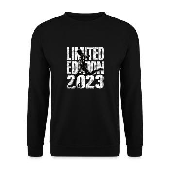 Limited Edition 2023 Limited Edition Fußball - Unisex Pullover - Schwarz - Vorne - Alina (178cm) & Michal (187cm)