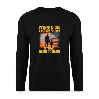 Vater und Sohn nicht immer auf Augenhöhe, aber immer - Unisex Pullover - Schwarz - Vorne - Alina (178cm) & Michal (187cm)
