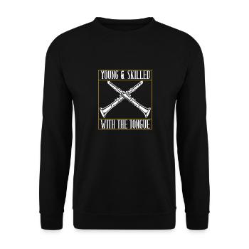Klarinette Blasinstrument Klarinettenspieler - Unisex Pullover - Schwarz - Vorne - Alina (178cm) & Michal (187cm)