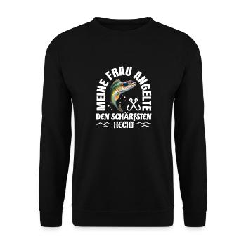 Meine Frau angelte den geilsten Hecht T-Shirt - Unisex Pullover - Schwarz - Vorne - Alina (178cm) & Michal (187cm)