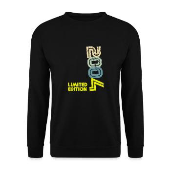 20th Anniversary Original 2004 Vintage 20 Years - Unisex Sweatshirt - black - Front - Alina (178cm) & Michal (187cm)