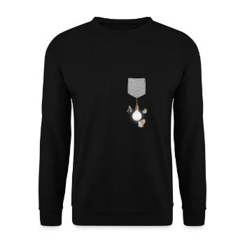 Papillon de nuit attiré par l’ampoule suspendue à la poche - Sweat-shirt Unisexe - noir - Devant - Alina (178cm) & Michal (187cm)