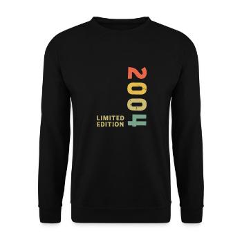 2004 Vintage Rétro Anniversaire - Sweat-shirt Unisexe - noir - Devant - Alina (178cm) & Michal (187cm)