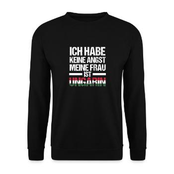 Magyaren Ungarn - Unisex Pullover - Schwarz - Vorne - Alina (178cm) & Michal (187cm)