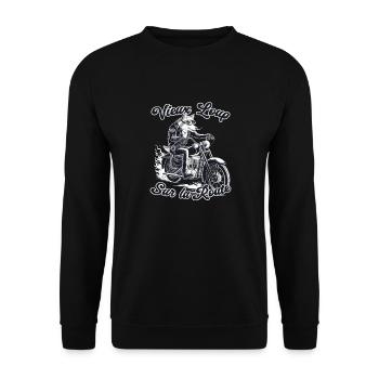 Alter Wolf Biker Auf Der Straße - Biker - Unisex Pullover - Schwarz - Vorne - Alina (178cm) & Michal (187cm)
