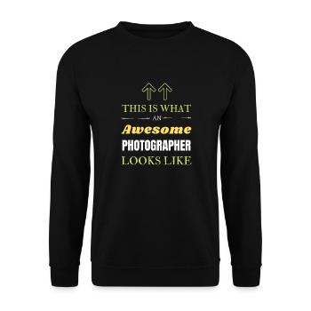 This is What an Awesome Photographer Looks Like - Unisex Sweatshirt - black - Front - Alina (178cm) & Michal (187cm)