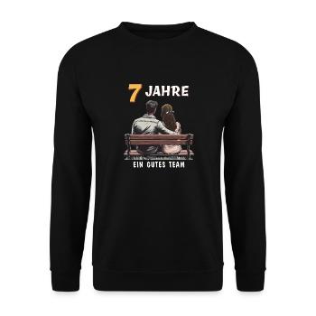 7 YEARS A GOOD TEAM MAN WOMAN - Unisex Sweatshirt - black - Front - Alina (178cm) & Michal (187cm)