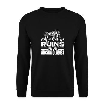 Archaeologist I am An Archaeologist - Unisex Sweatshirt - black - Front - Alina (178cm) & Michal (187cm)