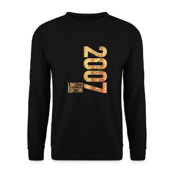18th Birthday Boy Gift Limited Edition 2007 - Unisex Sweatshirt - black - Front - Alina (178cm) & Michal (187cm)
