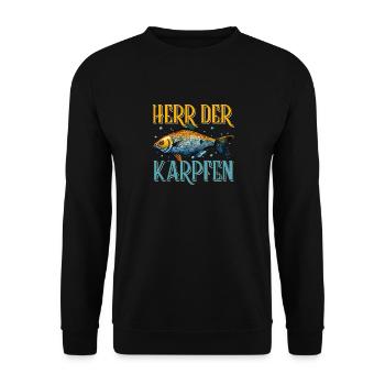 Angler Outfit HERR DER KARPFEN Lustiges Angeln - Unisex Pullover - Schwarz - Vorne - Alina (178cm) & Michal (187cm)