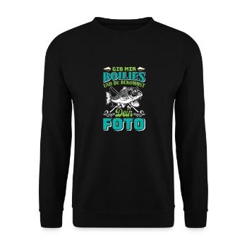 Angler Outfit GIB MIR BOILIES UND DU BEKOMMST FOTO - Unisex Pullover - Schwarz - Vorne - Alina (178cm) & Michal (187cm)