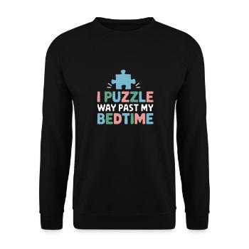 Ich rätsele weit über meine Schlafenszeit hinaus Lustiges Puzzle - Unisex Pullover - Schwarz - Vorne - Alina (178cm) & Michal (187cm)