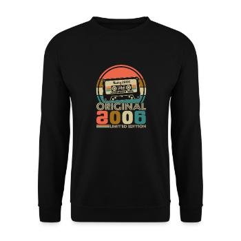 20 Years 2006 Vintage Retro Birthday - Unisex Sweatshirt - black - Front - Alina (178cm) & Michal (187cm)