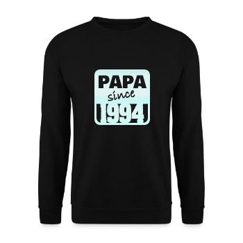 Dad 1994 - Unisex Pullover - Schwarz - Vorne - Alina (178cm) & Michal (187cm)