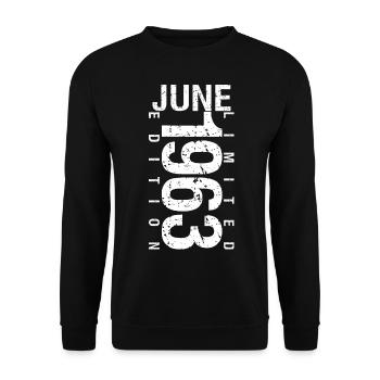 June 1963 June birthday gift June 1963 - Unisex Sweatshirt - black - Front - Alina (178cm) & Michal (187cm)
