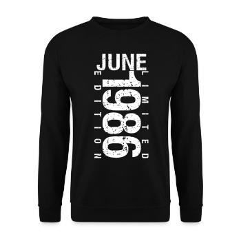 Juni 1986 Juni Geburtstagsgeschenk Juni 1986 - Unisex Pullover - Schwarz - Vorne - Alina (178cm) & Michal (187cm)