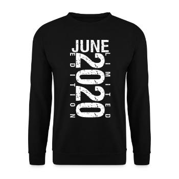 Juni 2020 Juni Geburtstagsgeschenk Juni 2020 - Unisex Pullover - Schwarz - Vorne - Alina (178cm) & Michal (187cm)