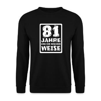 Weisheit 81 - Unisex Pullover - Schwarz - Vorne - Alina (178cm) & Michal (187cm)