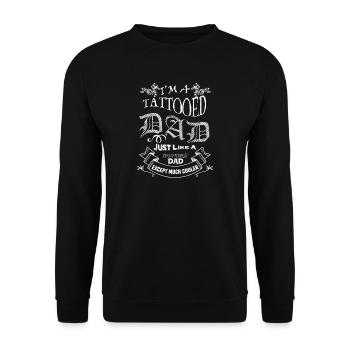 Geburtstag Geschenk Vater Tattoo Papa Vatertag - Unisex Pullover - Schwarz - Vorne - Alina (178cm) & Michal (187cm)