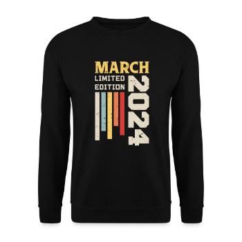 Mars 2024 - Cadeau anniversaire Mars 2024 Mars - Sweat-shirt Unisexe - noir - Devant - Alina (178cm) & Michal (187cm)