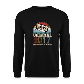 Vintage 2017 7 Year Anniversary Gift - Unisex Sweatshirt - black - Front - Alina (178cm) & Michal (187cm)