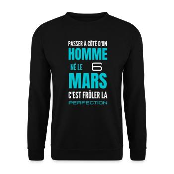 Anniversaire homme né le 6 mars - Sweat-shirt Unisexe - noir - Devant - Alina (178cm) & Michal (187cm)