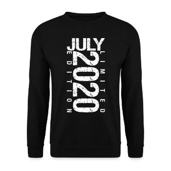 Juli 2020 Juli Geburtstagsgeschenk Juli 2020 - Unisex Pullover - Schwarz - Vorne - Alina (178cm) & Michal (187cm)