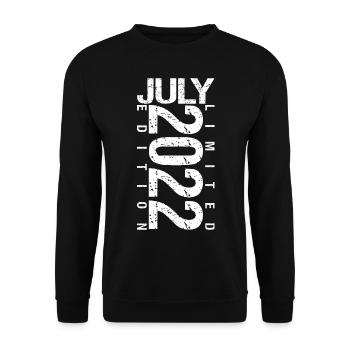 Juli 2022 Juli Geburtstagsgeschenk Juli 2022 - Unisex Pullover - Schwarz - Vorne - Alina (178cm) & Michal (187cm)