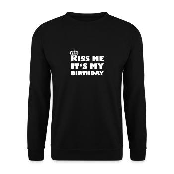 Kiss me it s my birthday - Geschenk Idee - Unisex Pullover - Schwarz - Vorne - Alina (178cm) & Michal (187cm)