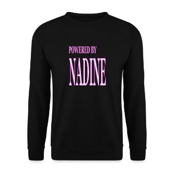 Ich heiße Nadine ich bin Nadine Powered by Nadine - Unisex Pullover - Schwarz - Vorne - Alina (178cm) & Michal (187cm)