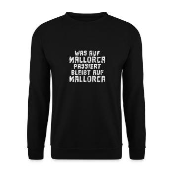 Was auf Mallorca passiert bleibt auf Mallorca - Unisex Pullover - Schwarz - Vorne - Alina (178cm) & Michal (187cm)