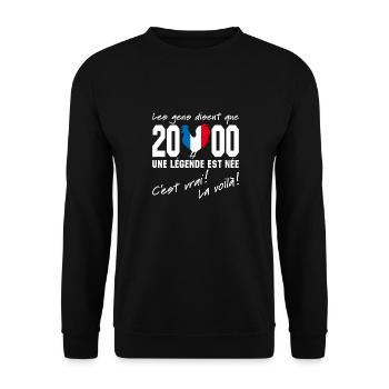 Né en 2000 - Coq aux couleurs françaises - Sweat-shirt Unisexe - noir - Devant - Alina (178cm) & Michal (187cm)