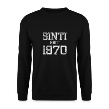 seit 1970 Sinti und stolz darauf - Unisex Pullover - Schwarz - Vorne - Alina (178cm) & Michal (187cm)