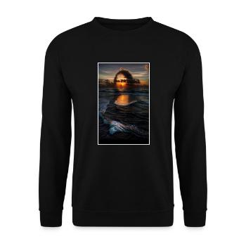 Mona-Lisa-Gemälde, wie von Nature rezensiert - Unisex Pullover - Schwarz - Vorne - Alina (178cm) & Michal (187cm)