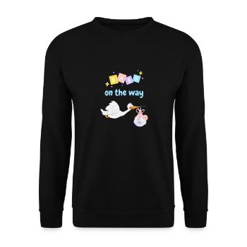 Baby on the way mit Storch 2 - blau - Unisex Pullover - Schwarz - Vorne - Alina (178cm) & Michal (187cm)