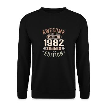 Juni 1982 Geburtstag Juni 1982 Geschenk Juni 1982 - Unisex Pullover - Schwarz - Vorne - Alina (178cm) & Michal (187cm)