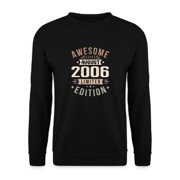 August 2006 Birthday in August 2006 Vintage 2006 - Unisex Sweatshirt - black - Front - Alina (178cm) & Michal (187cm)