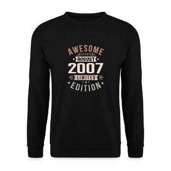 August 2007 Birthday in August 2007 Vintage 2007 - Unisex Sweatshirt - black - Front - Alina (178cm) & Michal (187cm)