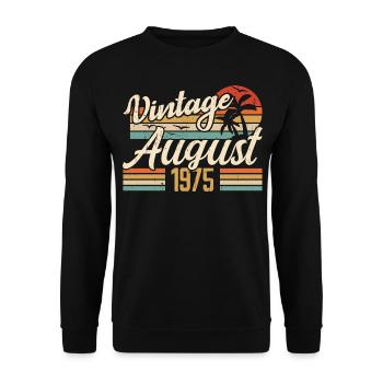 August 1975 Jubiläum 1975 - August Legends Geschenk - Unisex Pullover - Schwarz - Vorne - Alina (178cm) & Michal (187cm)