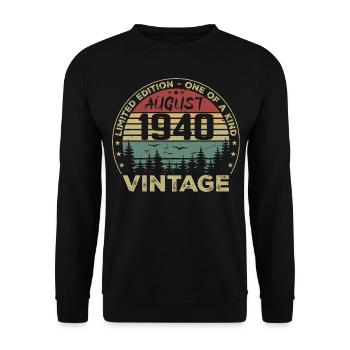 Vintage 1940 Millésime Août 1940 August 1940 Août - Unisex Sweatshirt - black - Front - Alina (178cm) & Michal (187cm)