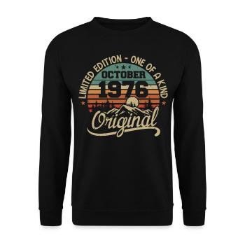 Oktober 1976 - Im Oktober 1976 wurden Legenden geboren - Unisex Pullover - Schwarz - Vorne - Alina (178cm) & Michal (187cm)