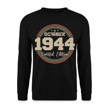 Born October 1944 Retro Birthday October 1944 - Unisex Sweatshirt - black - Front - Alina (178cm) & Michal (187cm)