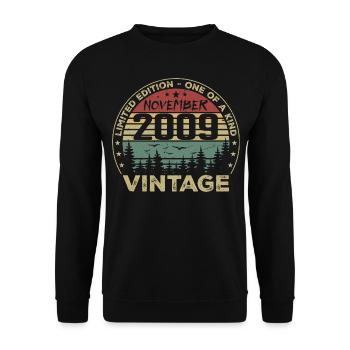 Novembre 2009 Cadeau Vintage - Né en Novembre 2009 - Sweat-shirt Unisexe - noir - Devant - Alina (178cm) & Michal (187cm)